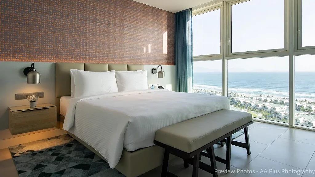 5-star accommodation Long Beach