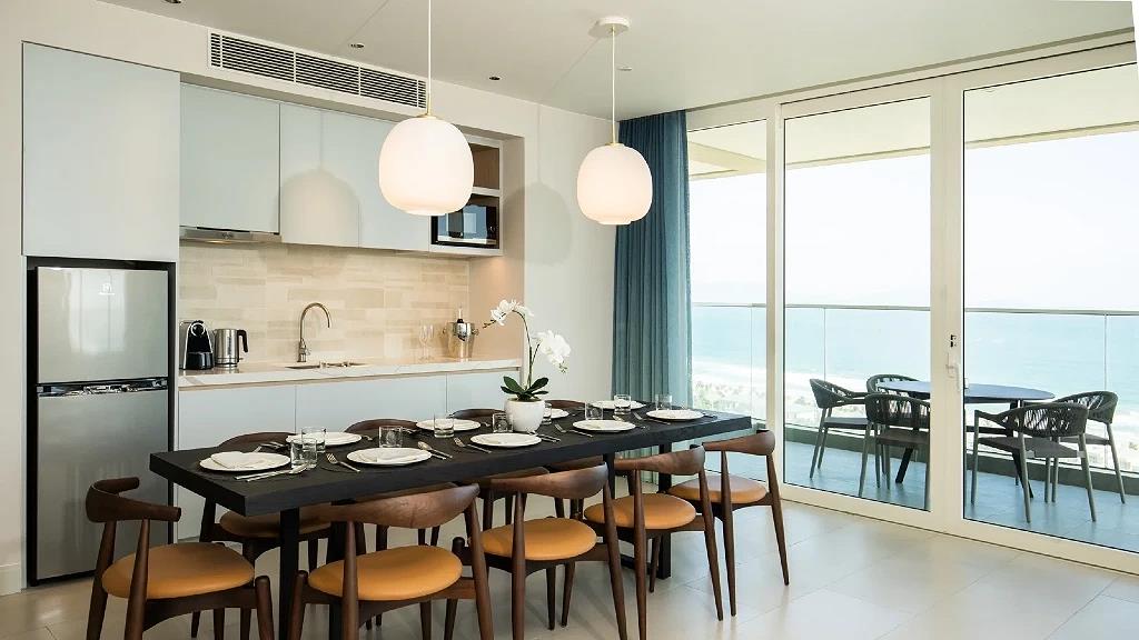 5-star accommodation Long Beach
