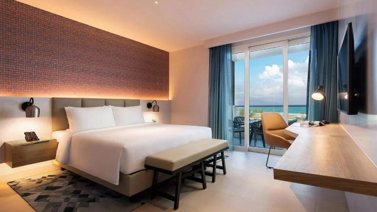 Cam Ranh beachfront villas