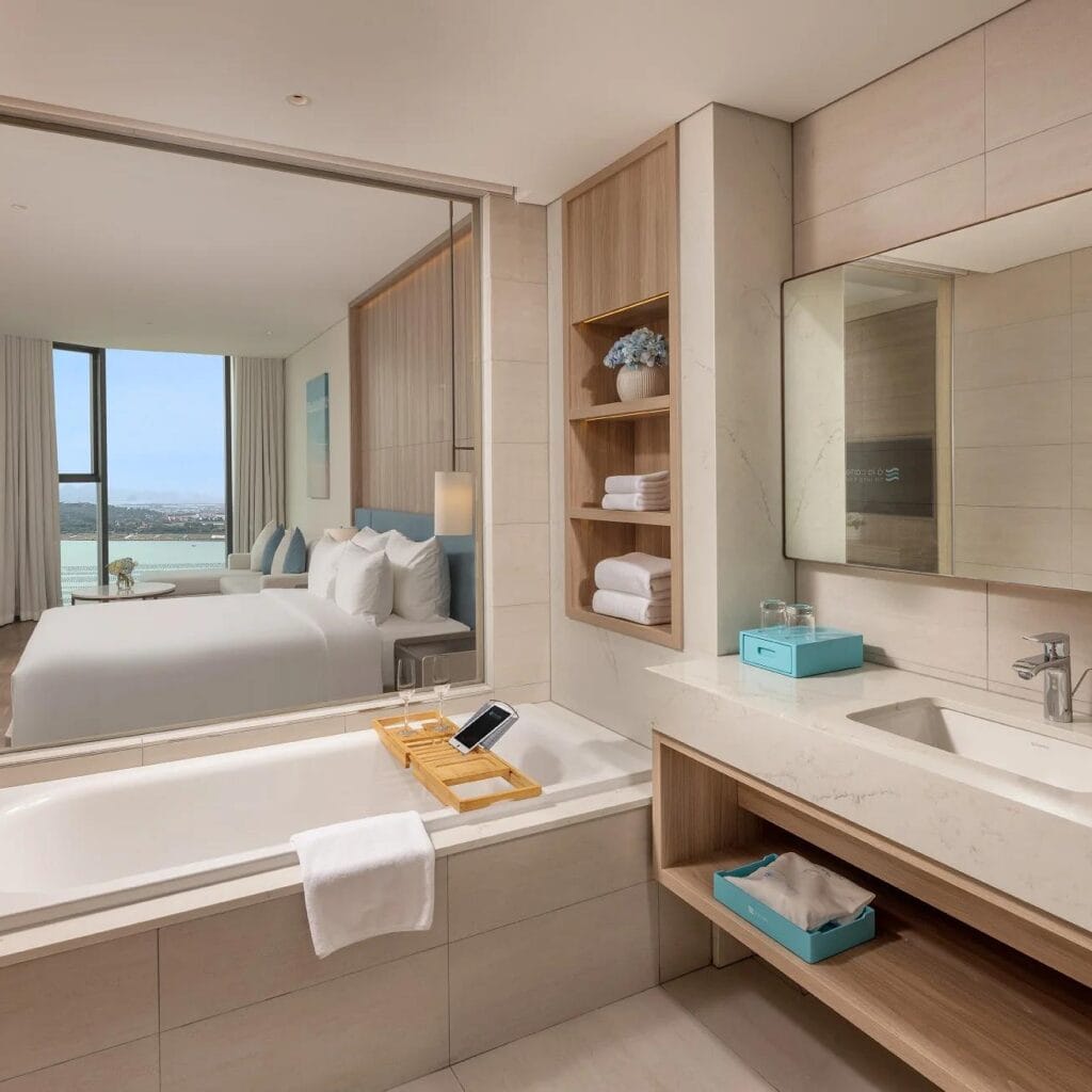 5-star hotel in Ha Long Marina