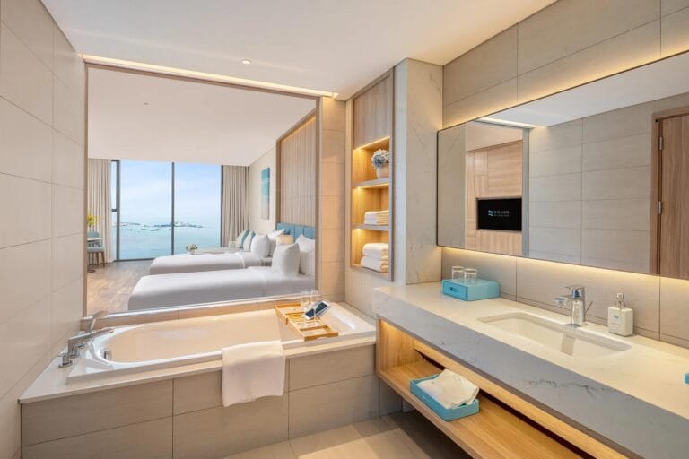 Luxury hotel apartments Ha Long