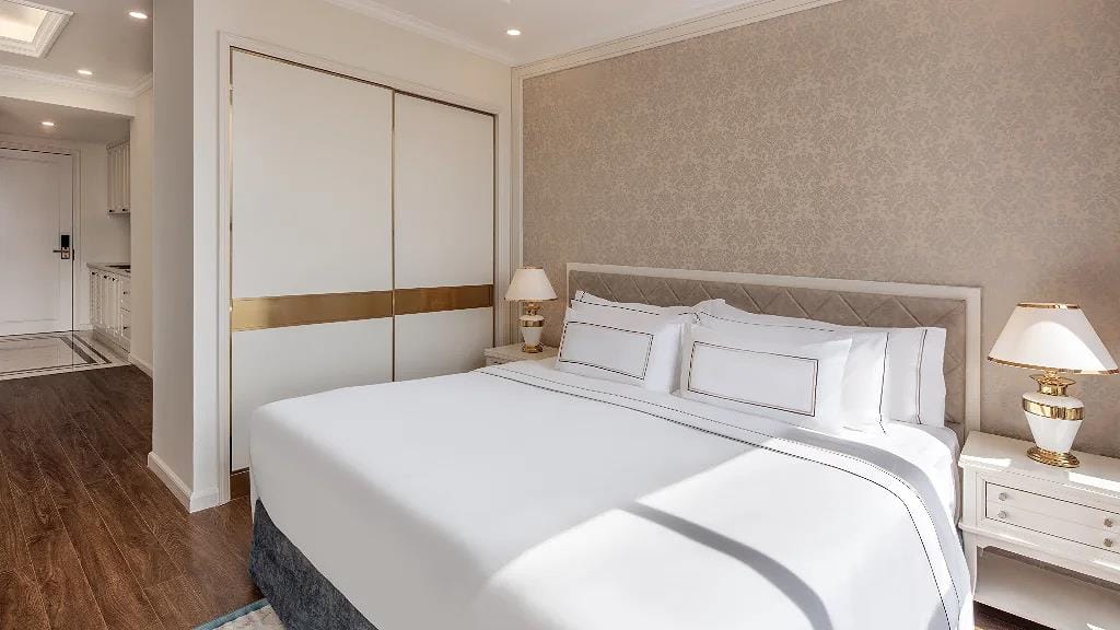 Grand Premium Room 2
