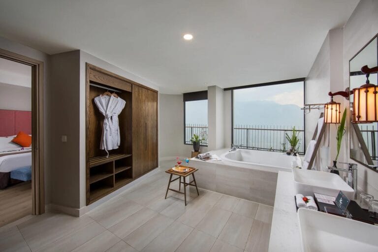 Luxury accommodation Muong Hoa Valley