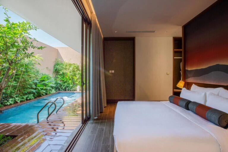 Luxury resort in Hoa Binh