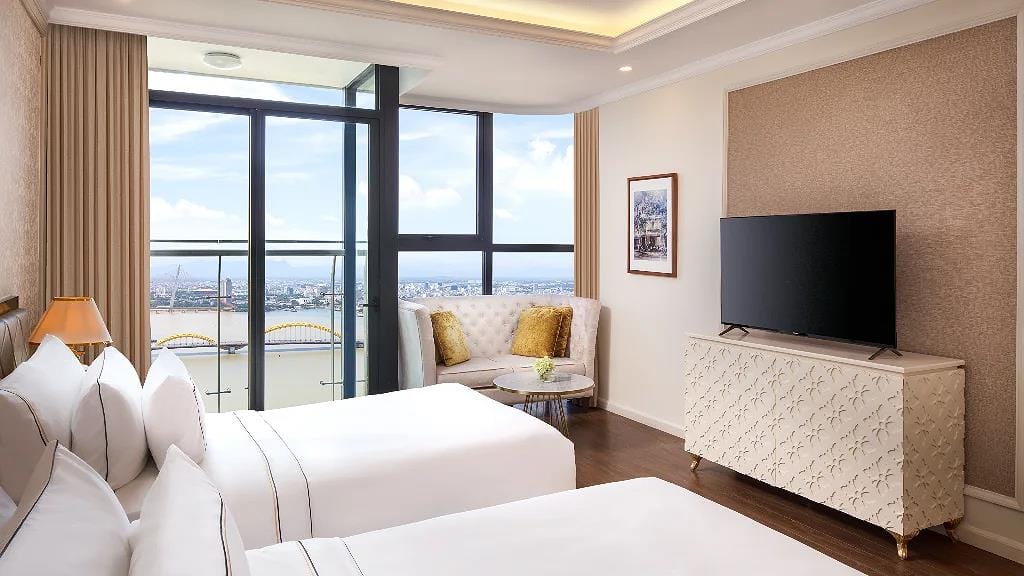 Luxury hotel in Da Nang city center