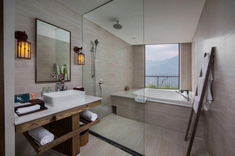 Luxury accommodation Muong Hoa Valley