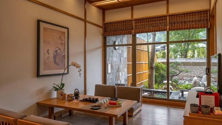 YOKO ONSEN QUANG HANH Washitsu Ichi 9