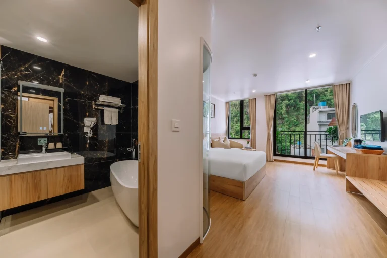 Cat Ba sea view hotel