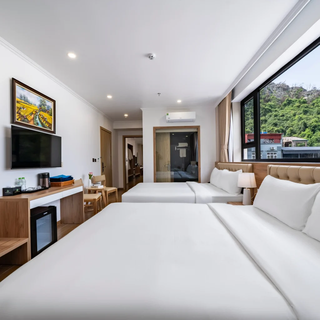 Book hotel in Cat Ba