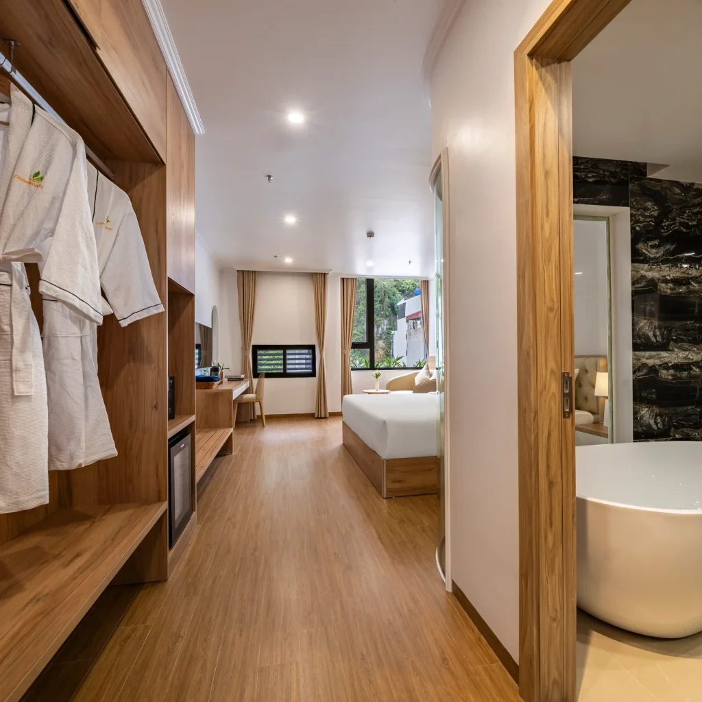 Book hotel in Cat Ba