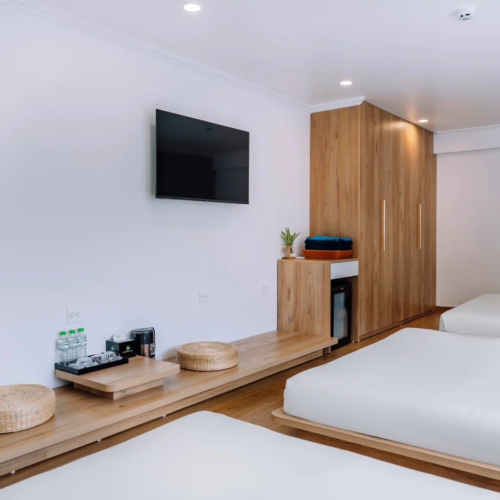 Cat Ba Island accommodation