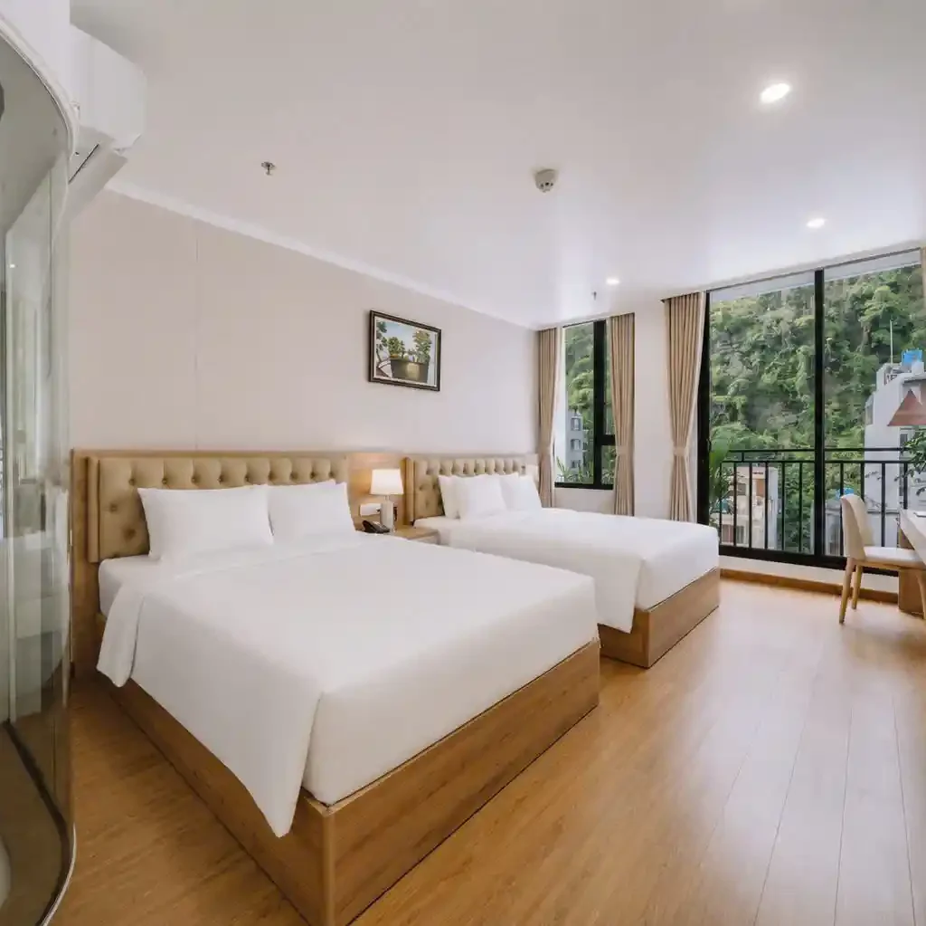 Book hotel in Cat Ba