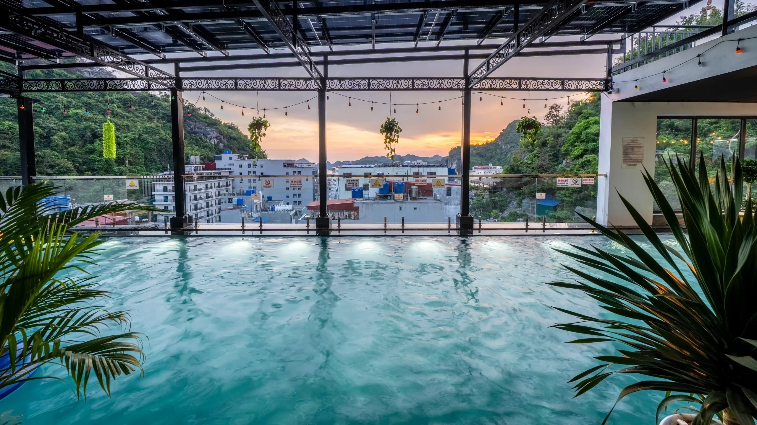 Cat Ba Island accommodation
